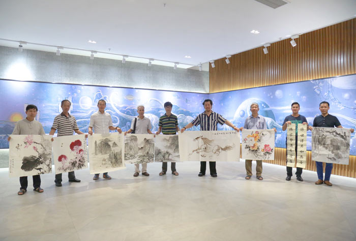 文学艺术家走进威客电竞瓷艺馆雅集联谊-威客电竞新闻-威客电竞瓷砖官网——陶瓷大板岩板就用威客电竞