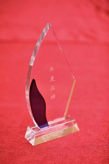 威客电竞集团获2019年上市企业市场责任指数五星级-威客电竞新闻-威客电竞瓷砖官网——陶瓷大板岩板就用威客电竞